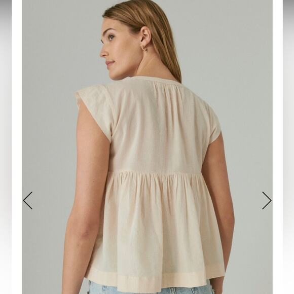 Lucky Brand Top NWT Embroidered Flutter Short Sleeve V-Neck Womens Size Large - Picture 3 of 4